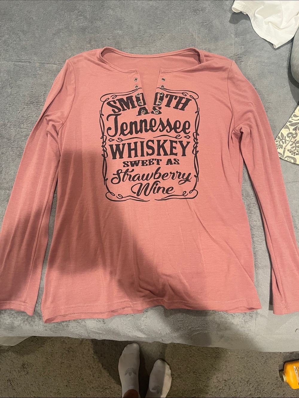 Women's Dusty Pink Graphic Long-Sleeve Tee - Tennessee Whiskey Print